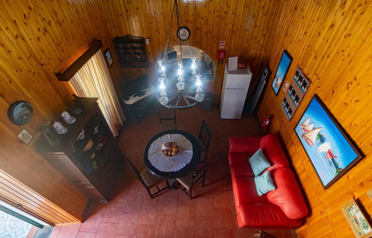 הוילה מוסטיירוס Aurora House מראה חיצוני תמונה